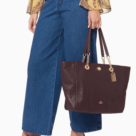 NWT COACH Burgundy Turnlock Chain Tote Leather Bag 57107